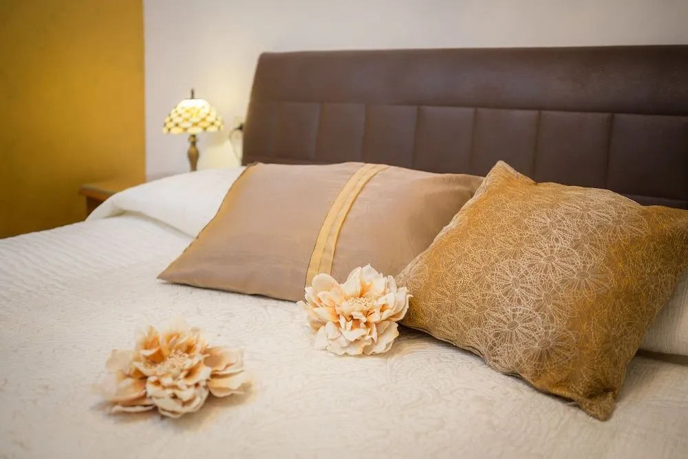 Romantic Luxury Rooms XXX