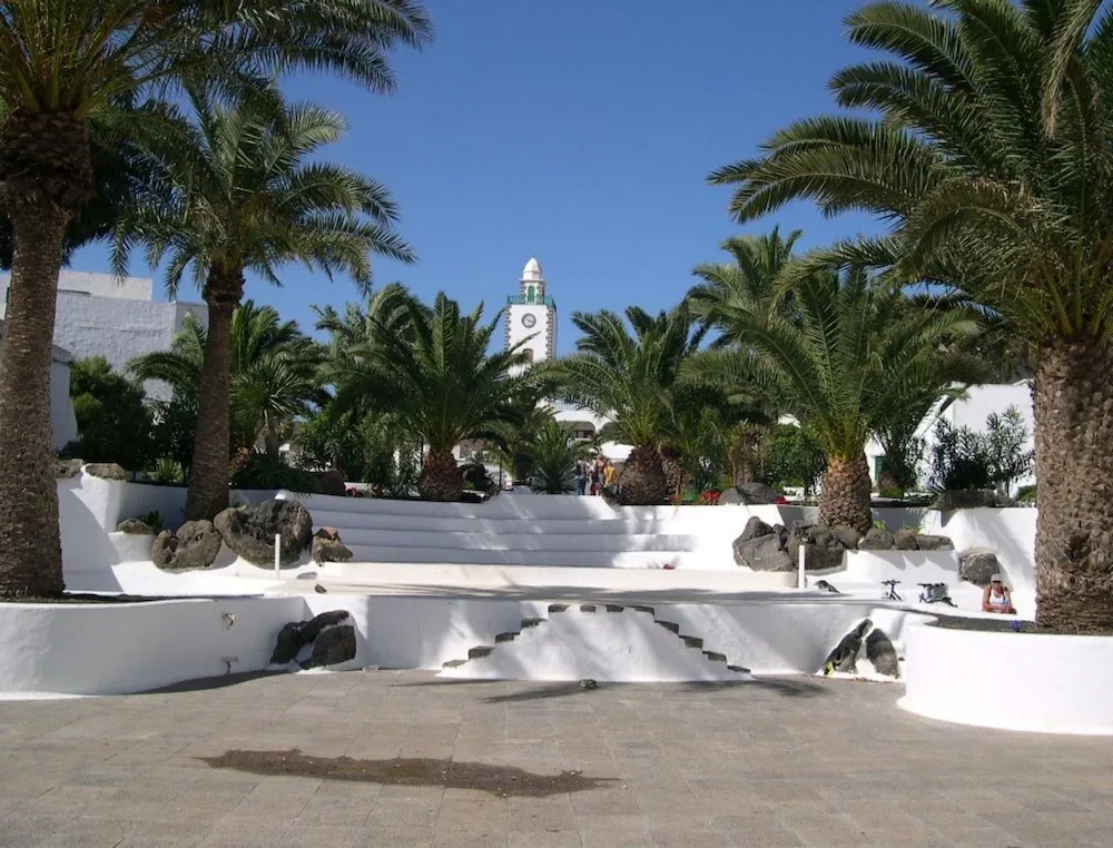 Room in San Bartolome - 104382 by MO Rentals