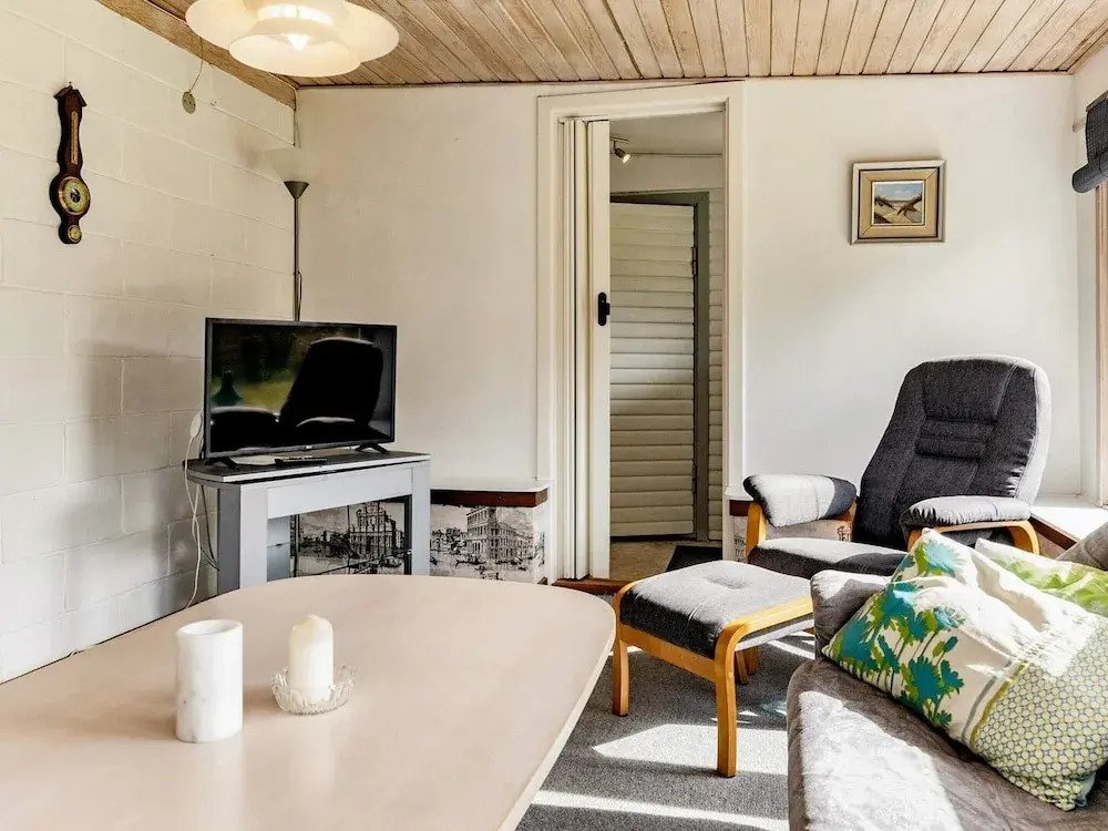 6 person holiday home in Læsø