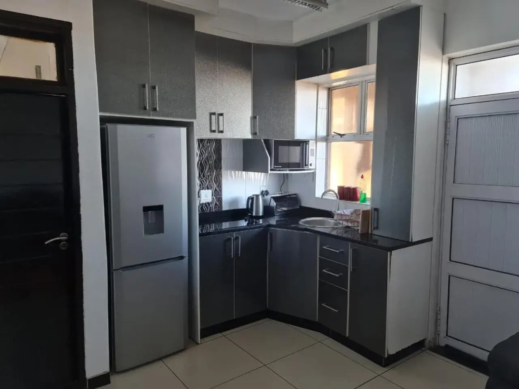 Beachurst Apartment