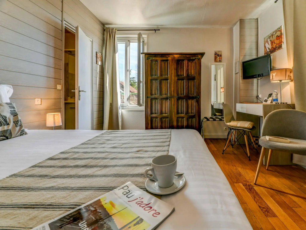 Logis Hostellerie du Neez