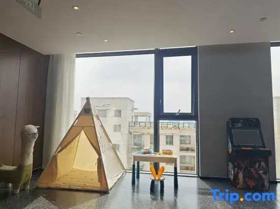 Qingmu Platinum Hotel (Anderle Building, Dongfeng Road, Chaohu)
