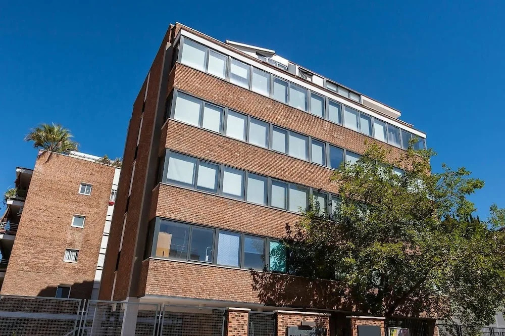 Roomspace Plaza Castilla Apartments