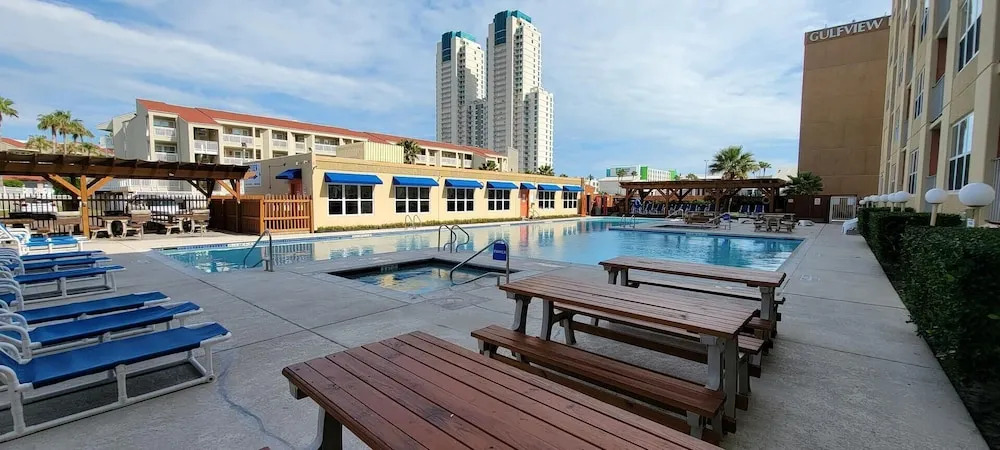 Gulfview #403