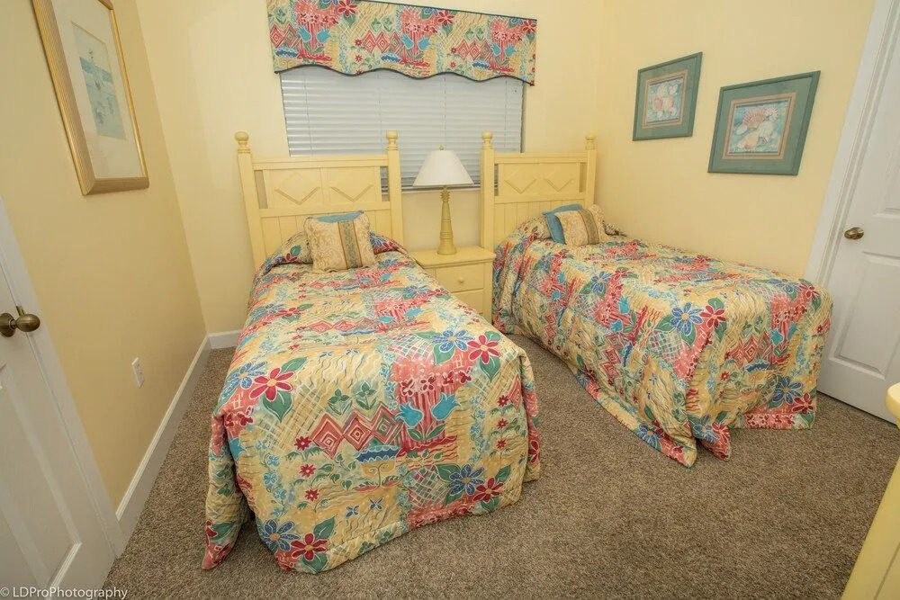 Oceania 607 3 Bedroom Condo by RedAwning