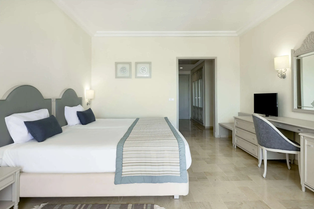 Iberostar Waves Averroes