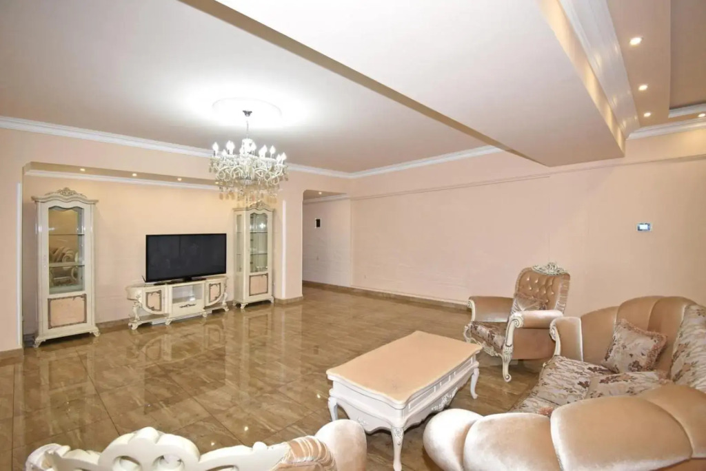 Teryan street, 4 bedrooms Luxury, Unique apartment TT888