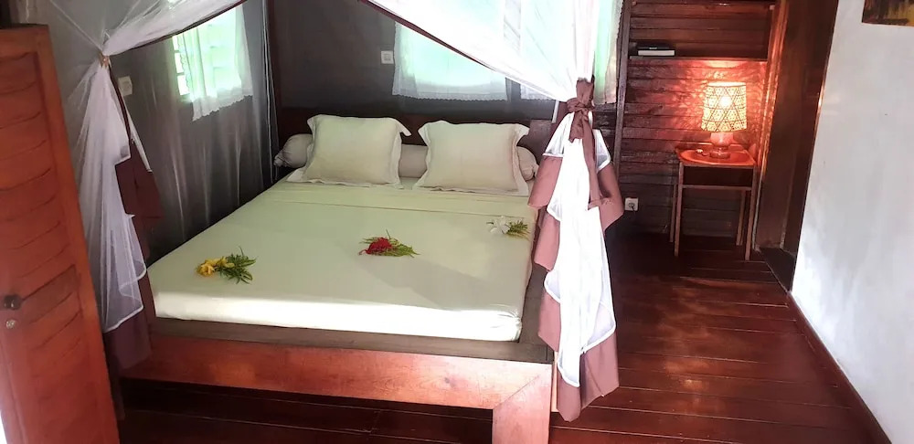 Studettes à Nosy Be