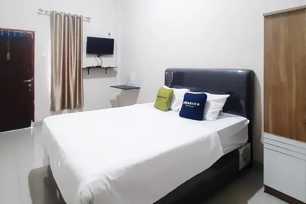 Urbanview Hotel Fira Syariah Muara Enim by RedDoorz