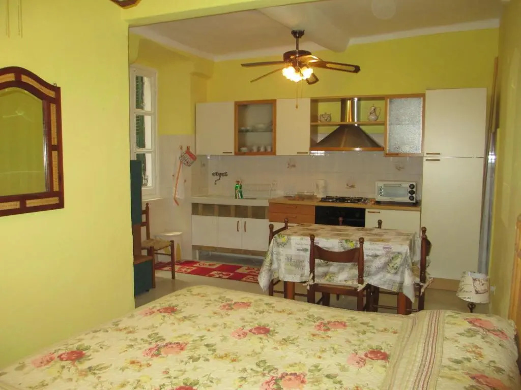 Luisa Rooms 2 - Apartment in the heart of Vernazza