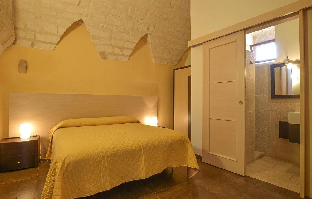 Amazing Home in Ragusa With 4 Bedrooms, Wifi and Outdoor Swimming Pool