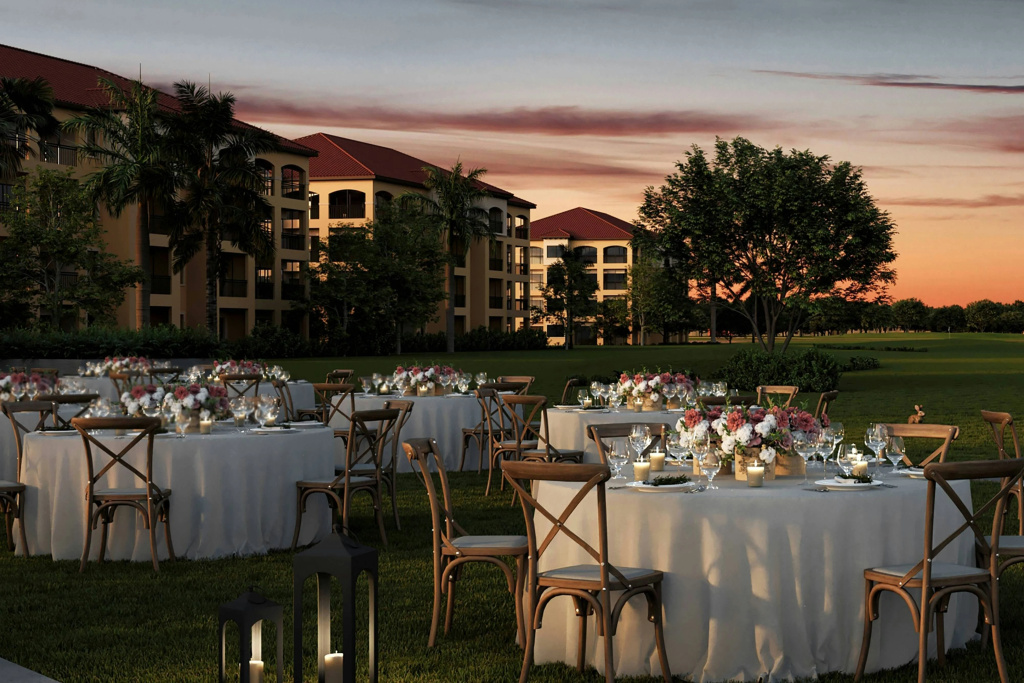 The Ritz-Carlton Naples, Tiburon