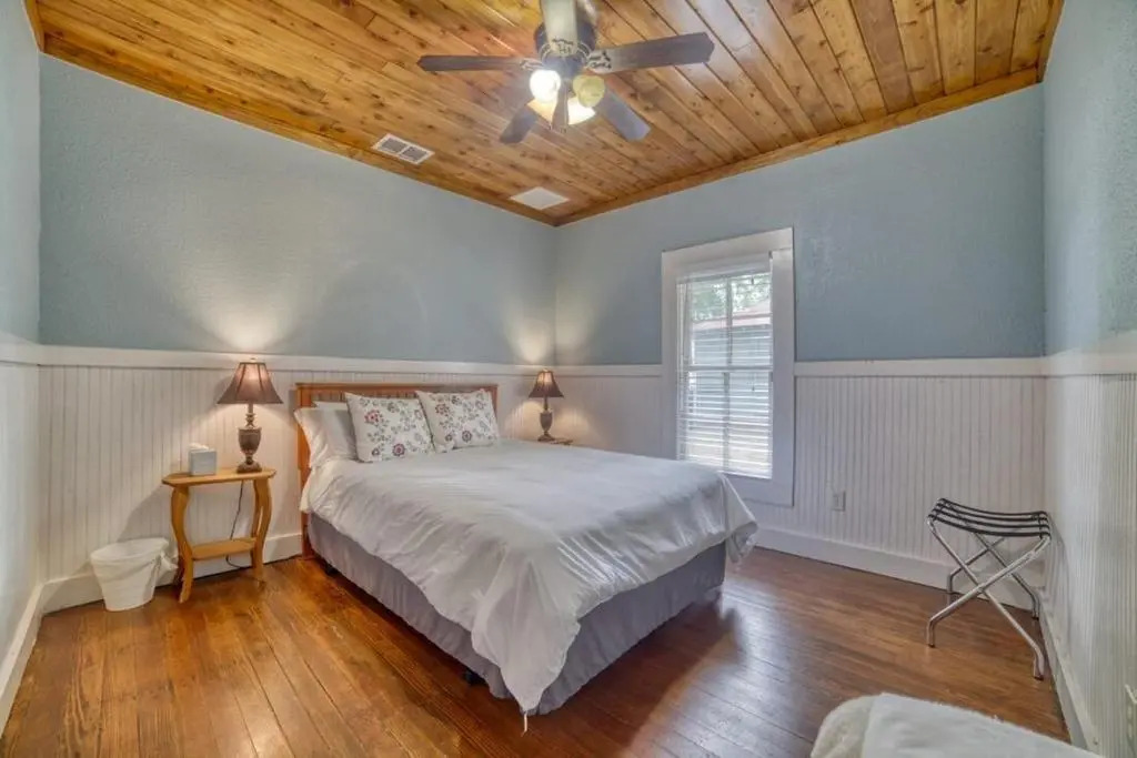 Mill Haus- #435 Sleeps 6