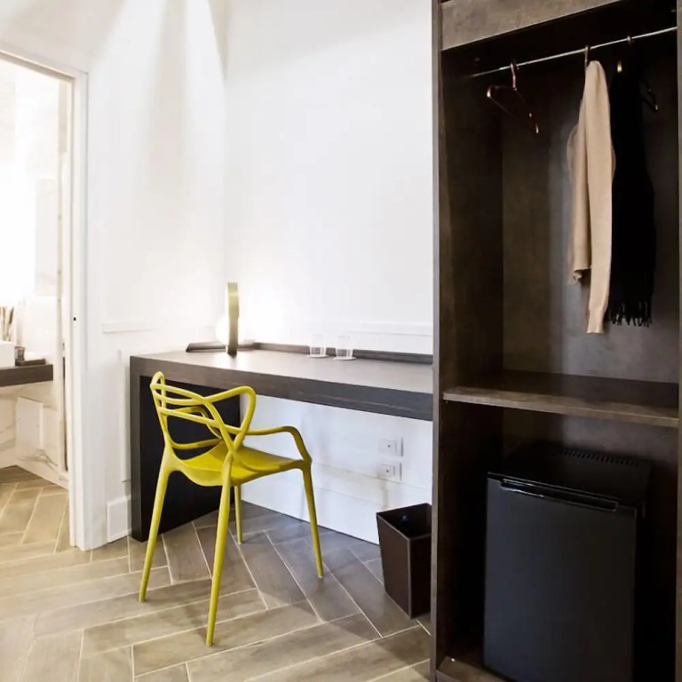 Umberto34-Luxury Home