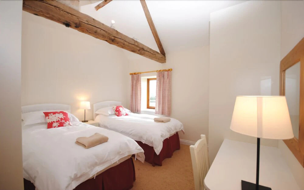 Old Root House, Lavant