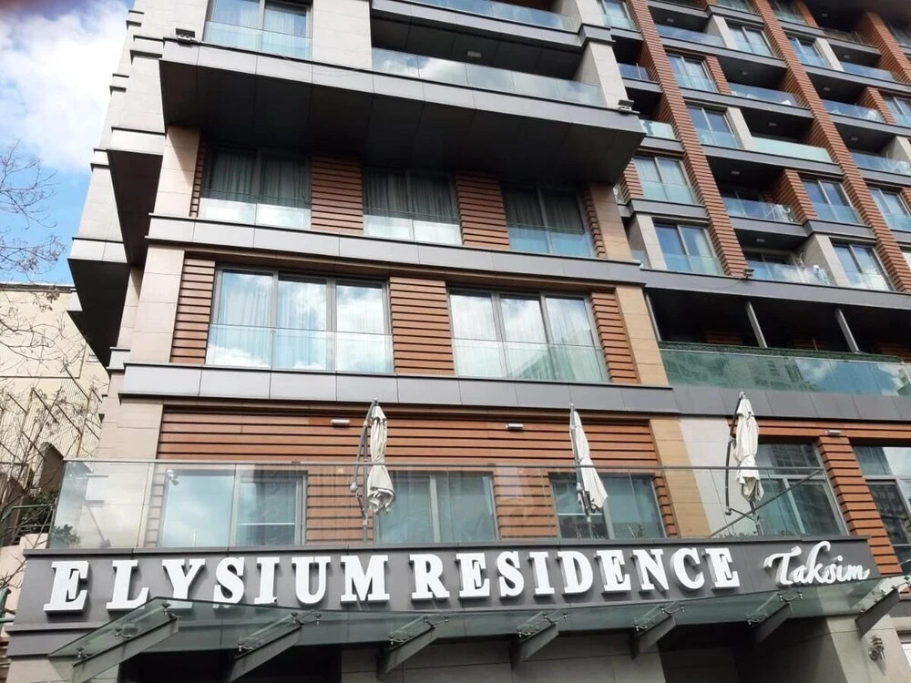 Azad Homes Elysium Resi̇dence 13