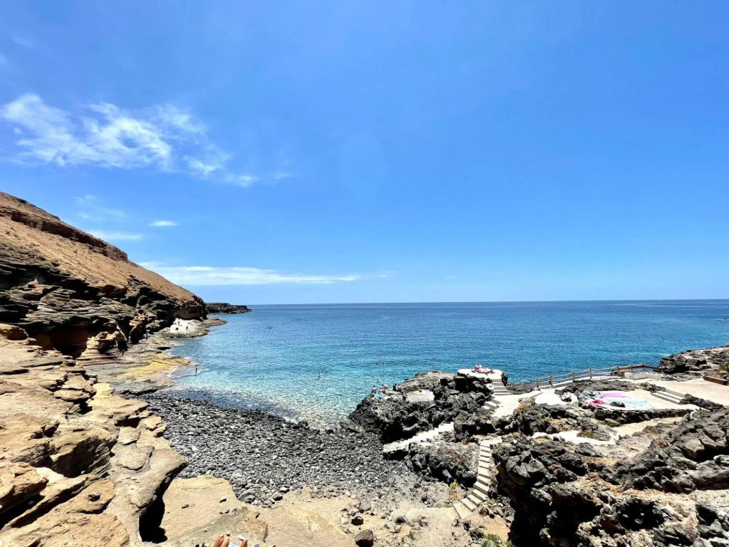 One cozy bedroom with Wifi,pool in Tenerife South