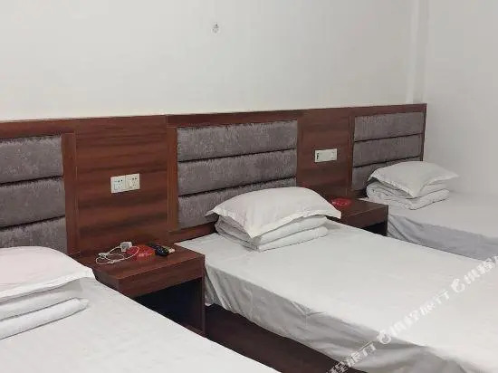 Xinglong Hotel