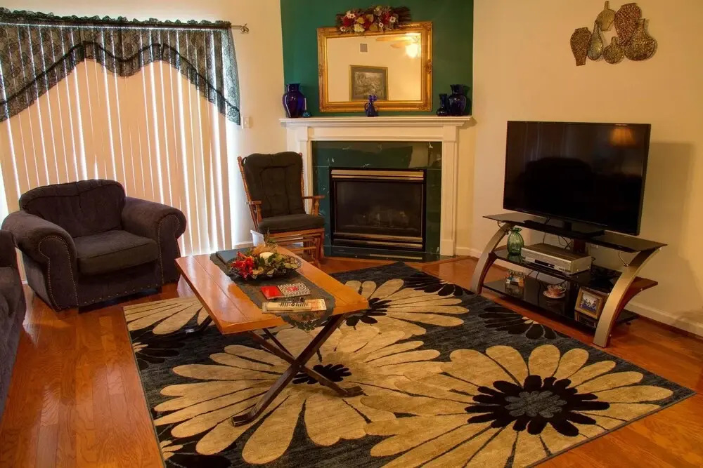 Whispering Pines 511