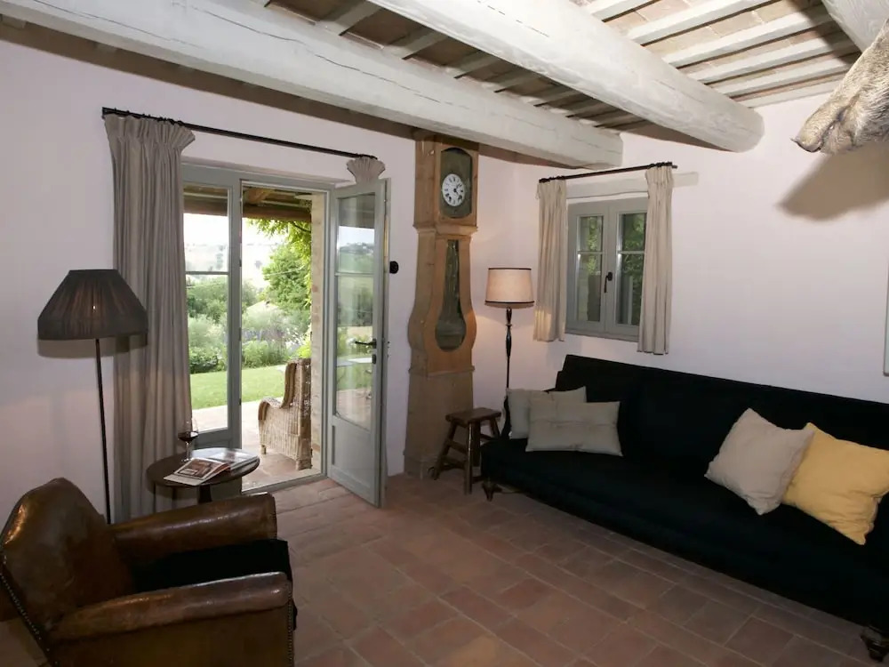 Spacious Mansion in Corinaldo with Barbecue