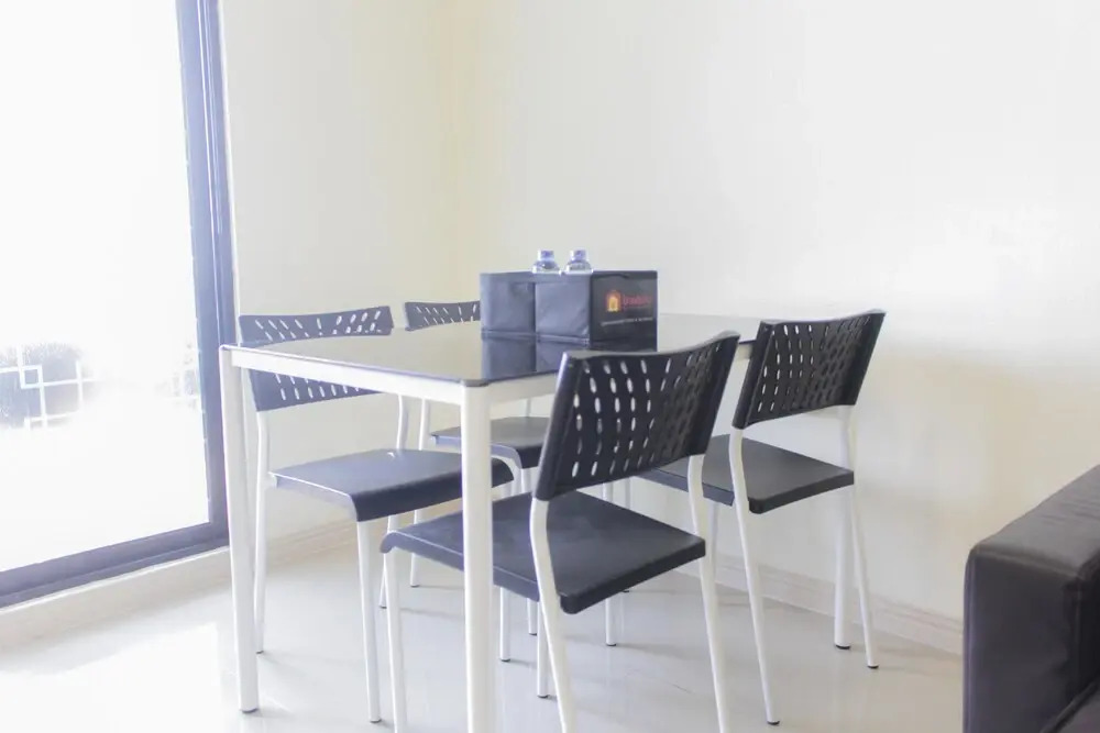 Fully Furnished 2Br at Meikarta Apartment with Working Room