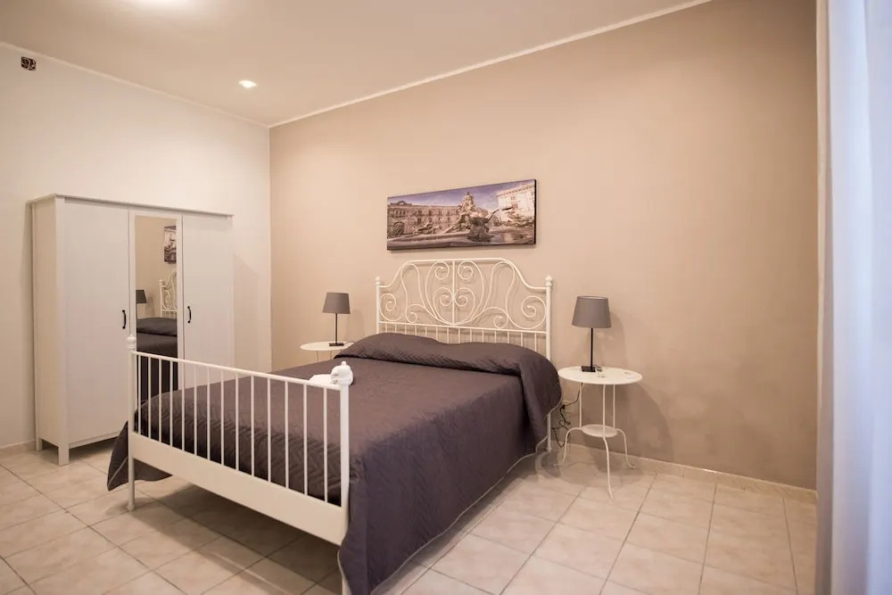 SyracuseApartments ISONZO di SIRACUSA Stupendo appartamento vicino ad ORTIGIA e a 200m dal mare
