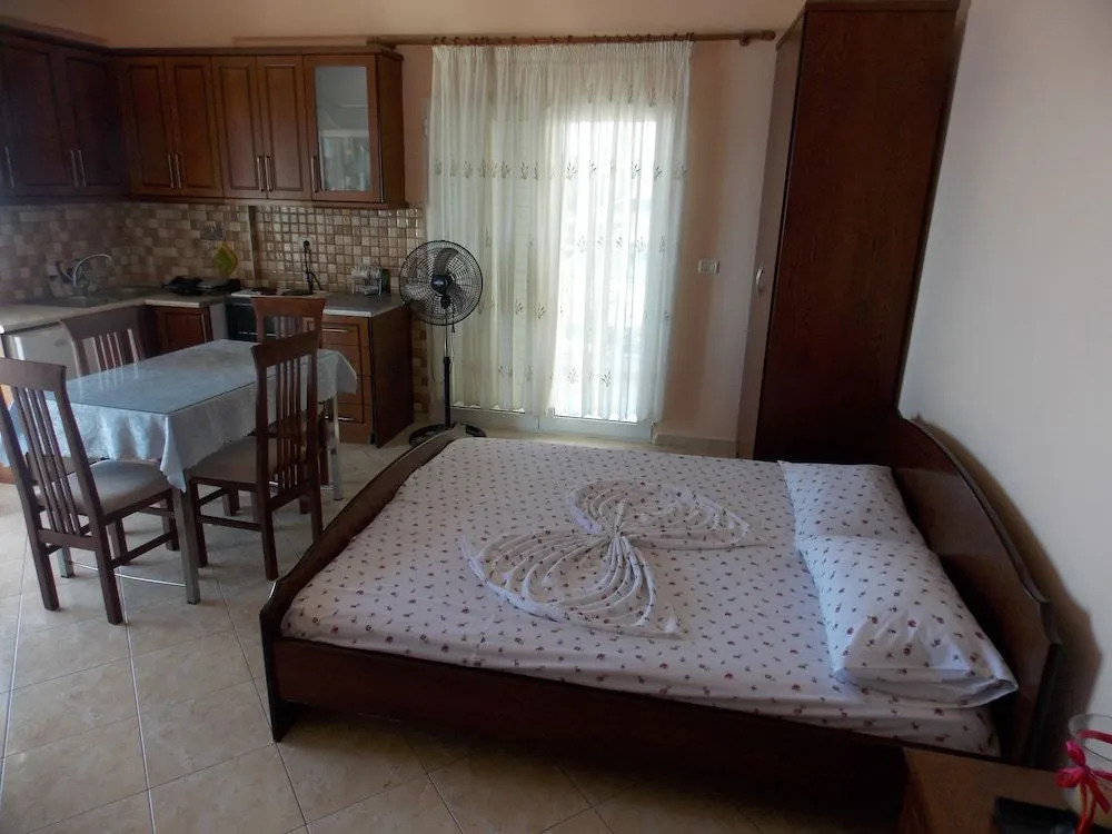 Erioni Hotel