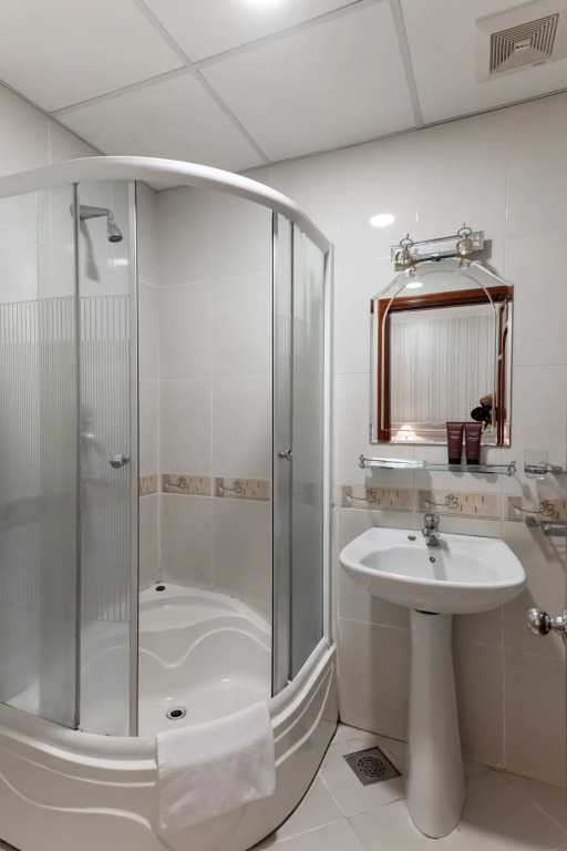 Ben Thanh Station Hotel
