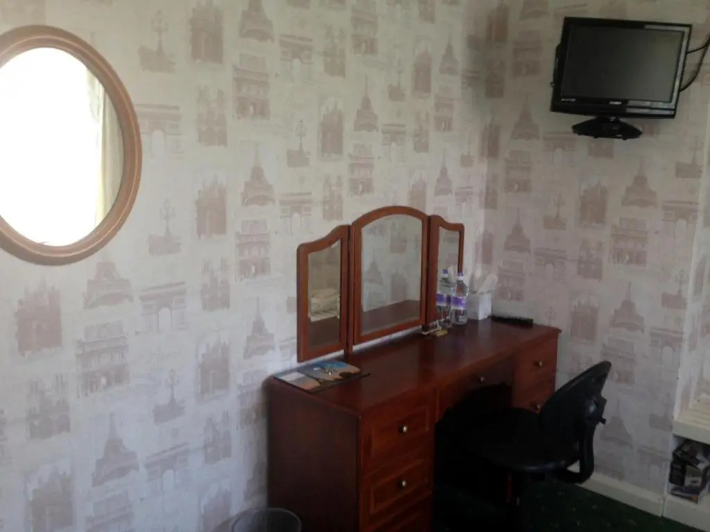 Liverpool Airport Rooms