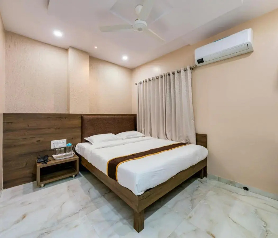 Hotel AATITHYA SATKAR