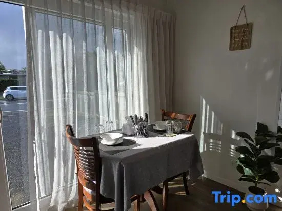 Private Studio Sleepout in Auckland's Convenient Location