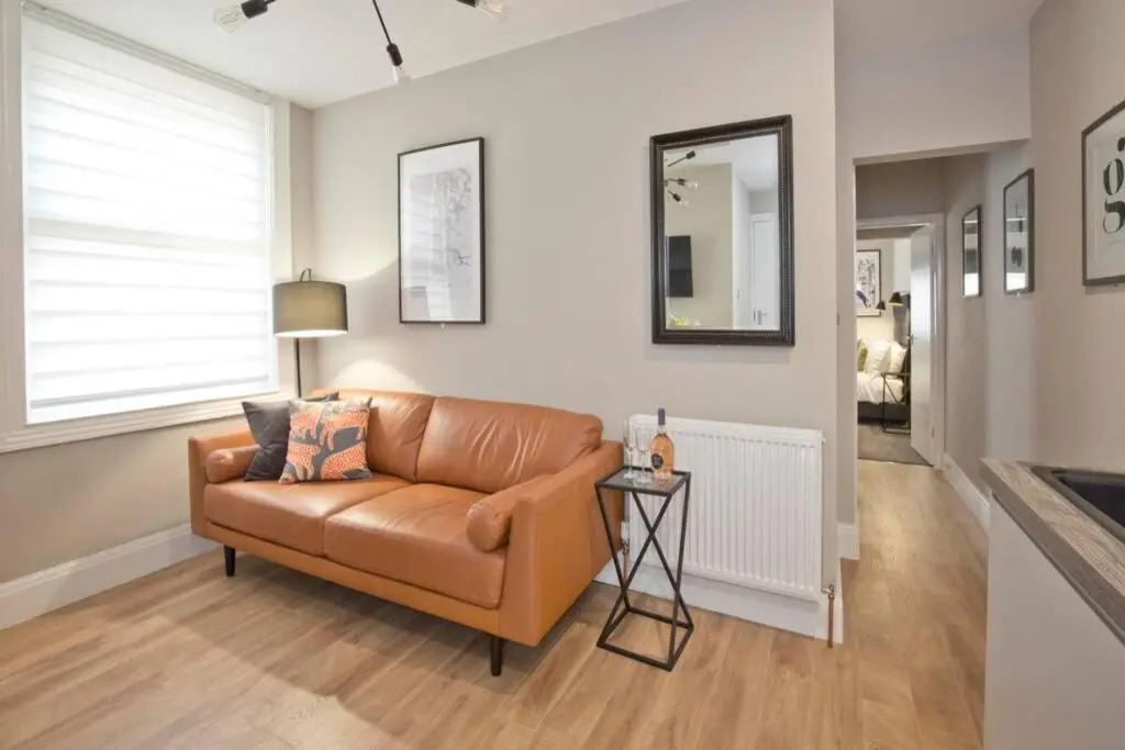 Blackbird Luxury 2 Bed Accommodation Room 7