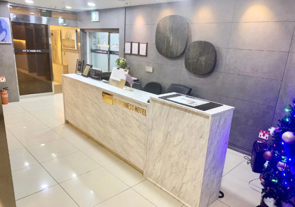 Changwon AT Business Hotel