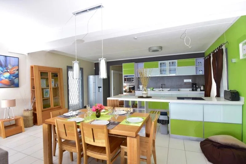 Turquoise Bay Beach Apartments Trou dEau Douce