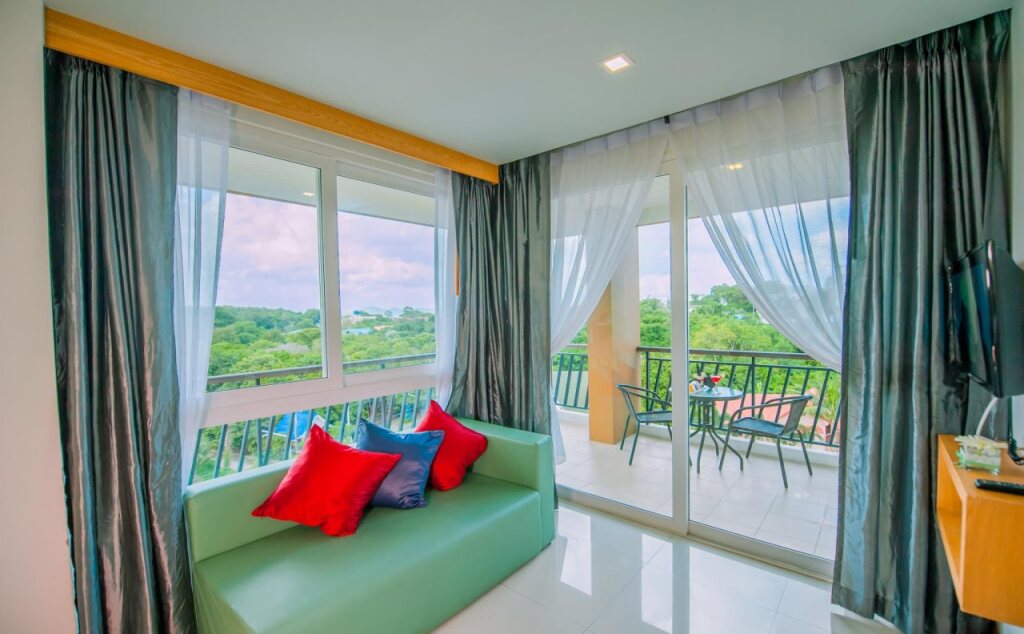 Grand Nai Harn Suites