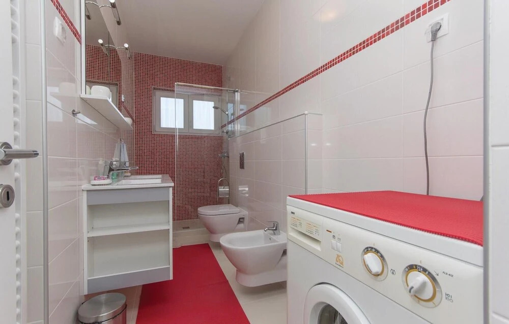 Beautiful Home in Medulin With Wifi and 3 Bedrooms