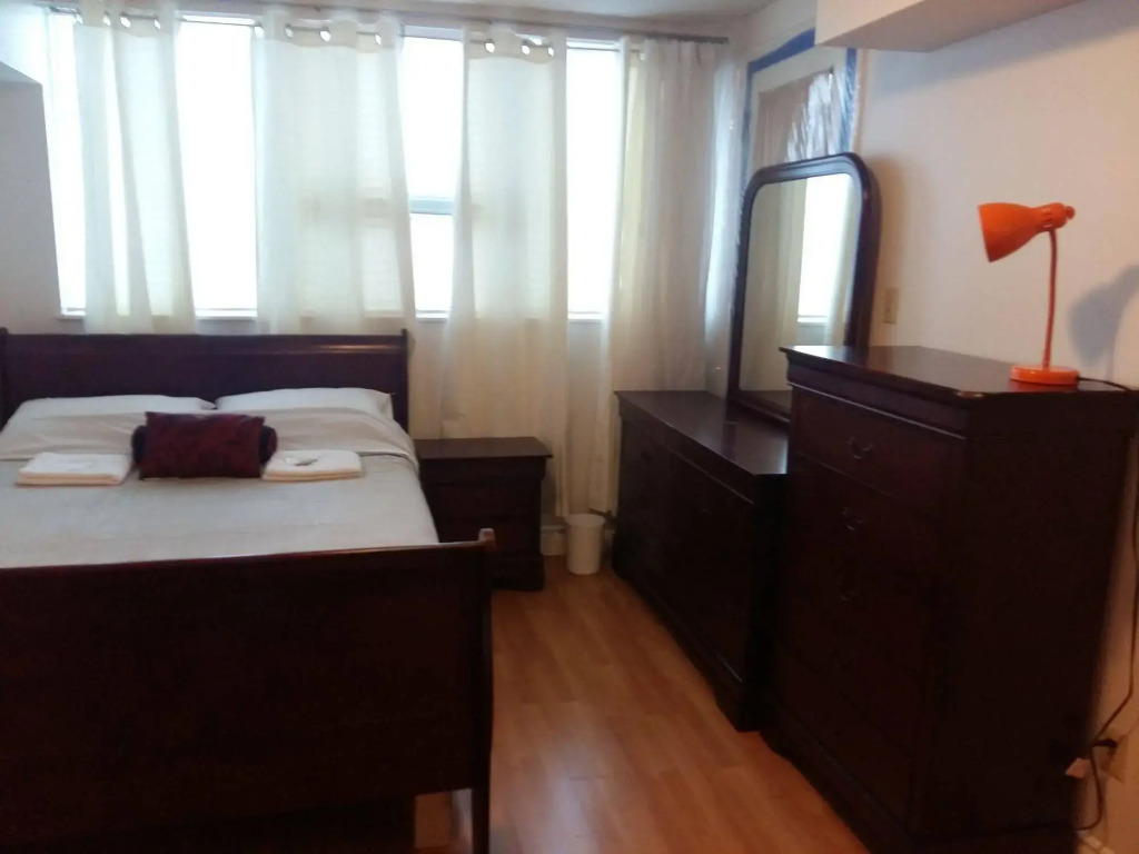 Toronto Furnished Living Pembroke