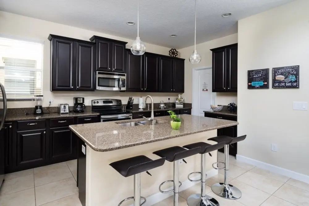 Amazing and spacious 5 bedroom home