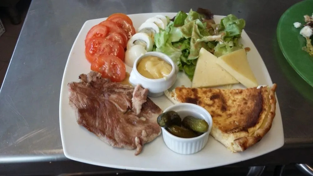 Millau Hotel Club