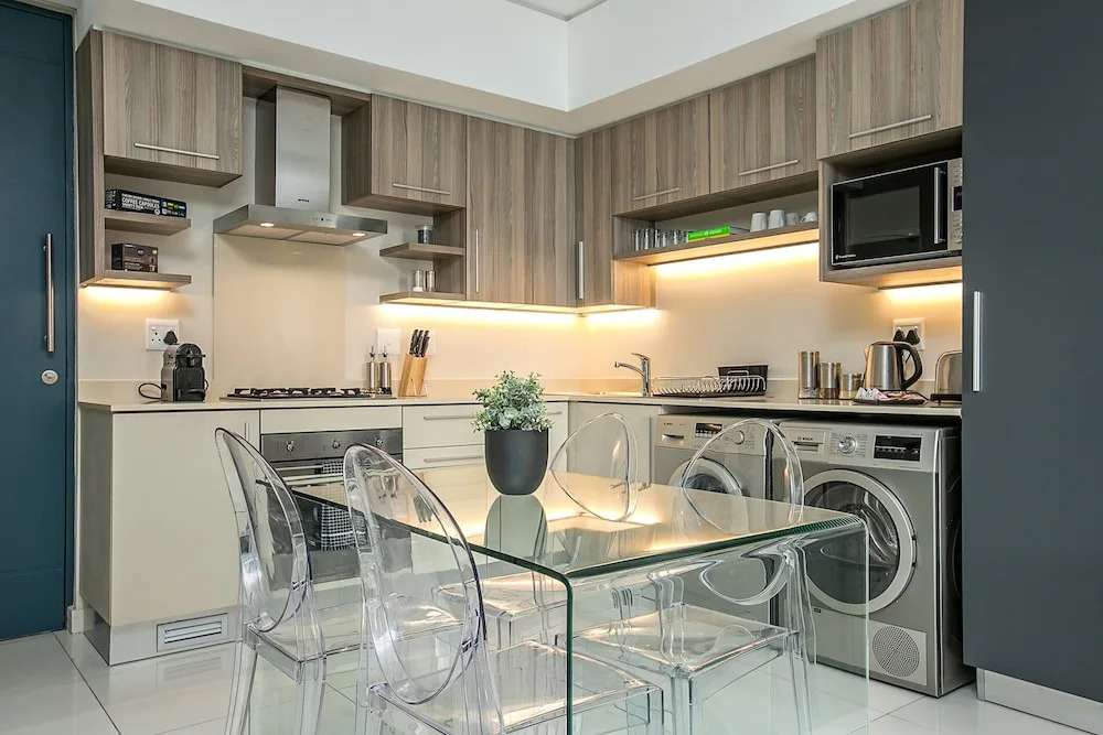 801 The Tyrwhitt Rosebank - Adults Only