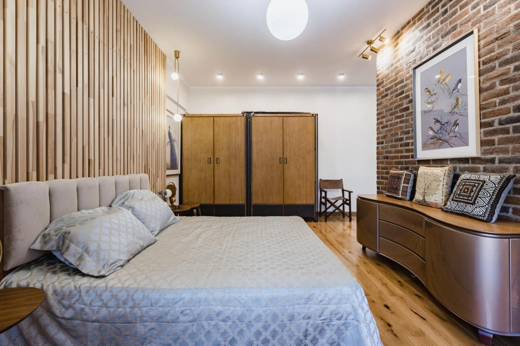 Studio with designer renovation