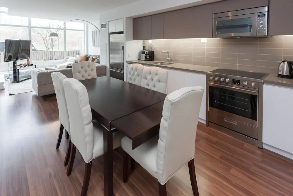 Applewood Suites - Condo Townhome