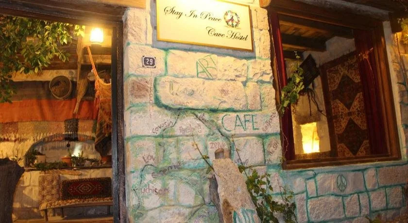 Stay In Peace Cave Hostel