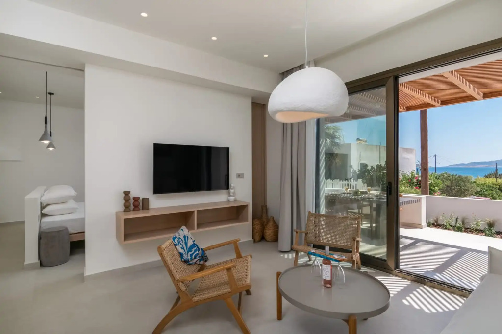 Lavea Milos Boutique Suites
