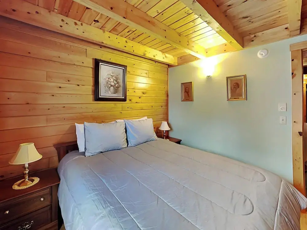 The Old World Chalet by Taylor Made Deep Creek