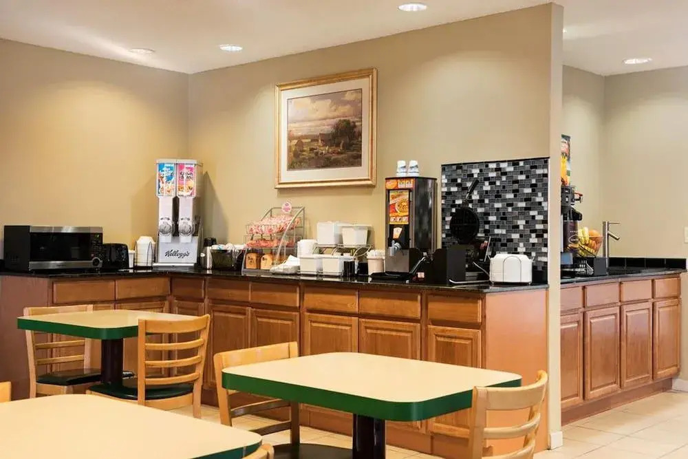 Asteria Inn And Suites