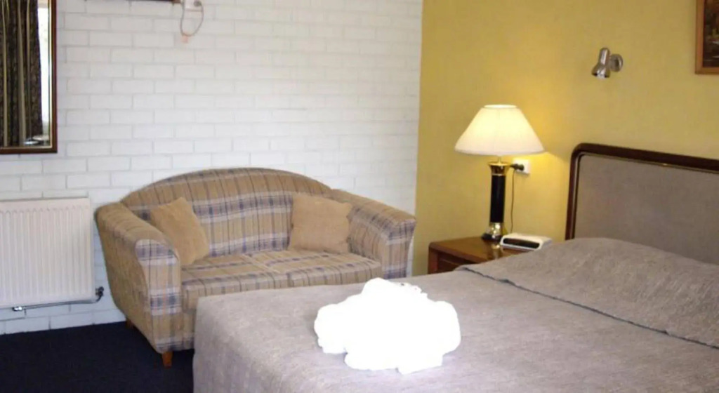 Estelle Kramer Motel