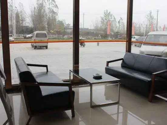 Super 8 Feixian New Bus Station Yinyuan Jiaju Square