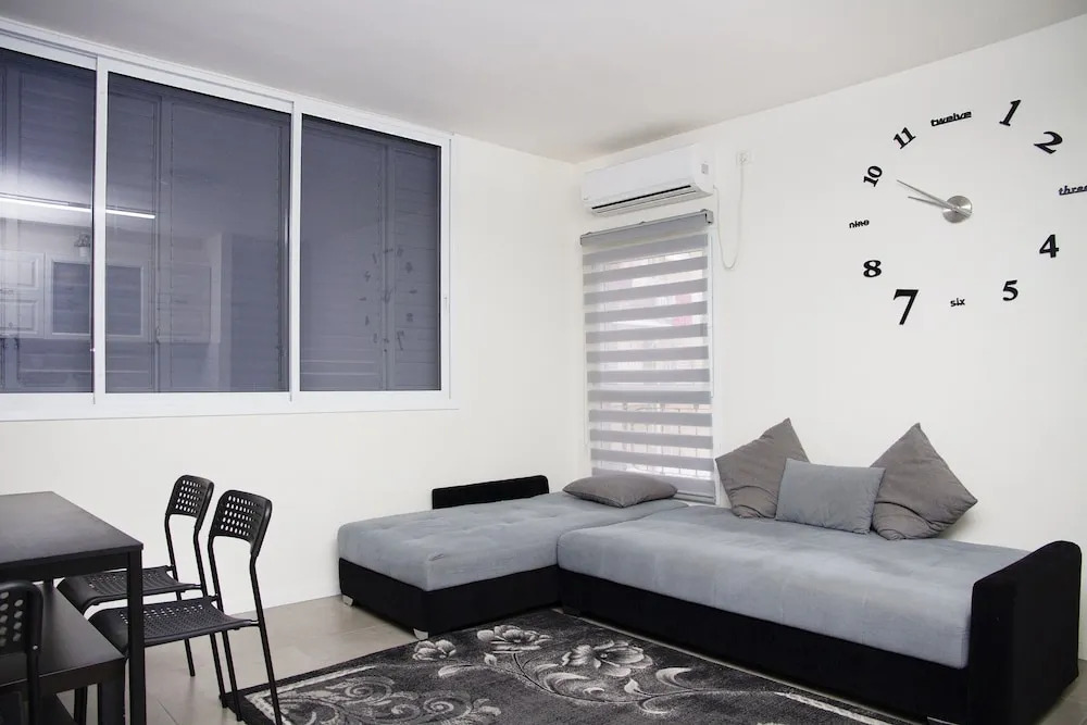 GK Apartments - Balfour 147