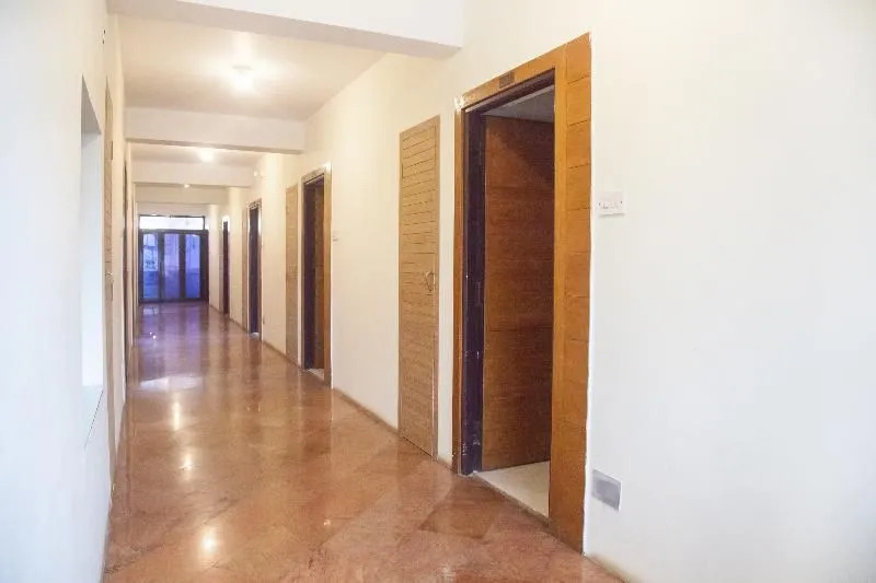 Hotel Nilgiris Inn